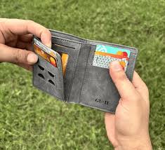 Durable PU Leather Slim Bifold Wallet for Men